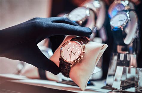 buying and selling watches|buy and sell luxury watches.